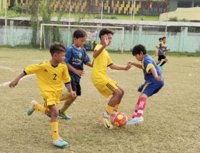 Turnamen Mini Soccer tingkat Sekolah Dasar (SD) di Lapangan Kalilom, Kenjeran, Surabaya, pada Minggu (31/5/2026).